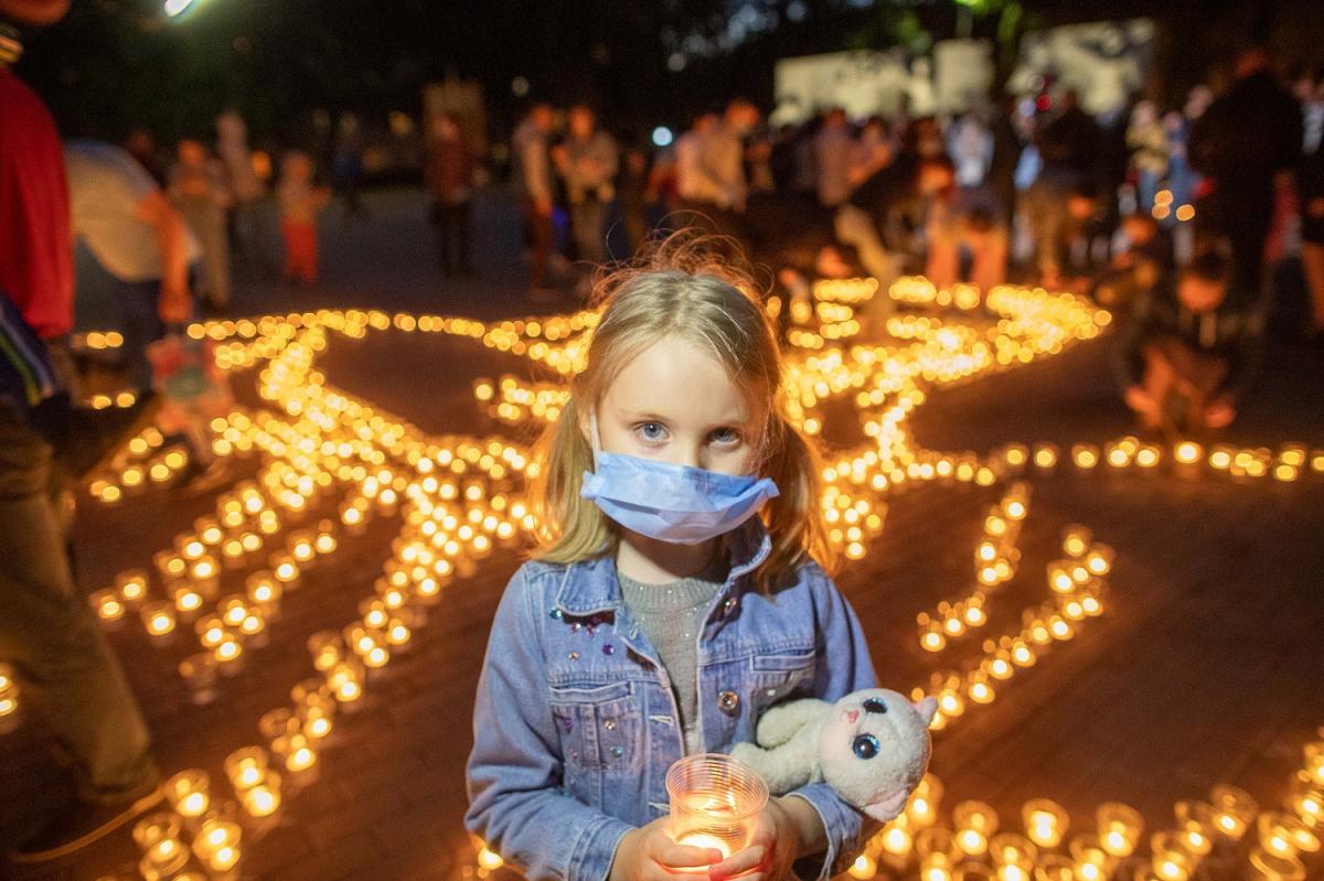 Фото свеча памяти дети