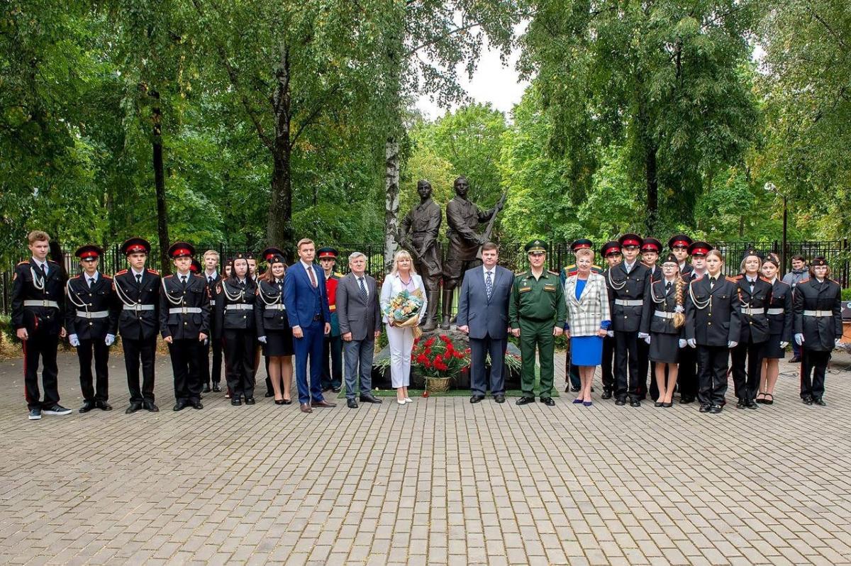 Новости - Совет депутатов Городского округа Подольск - День знаний в  гимназии имени Подольских курсантов